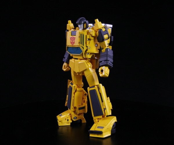 Masterpiece Sunstreaker MP 39 Stock Photos And Turnaround Images 17 (17 of 33)